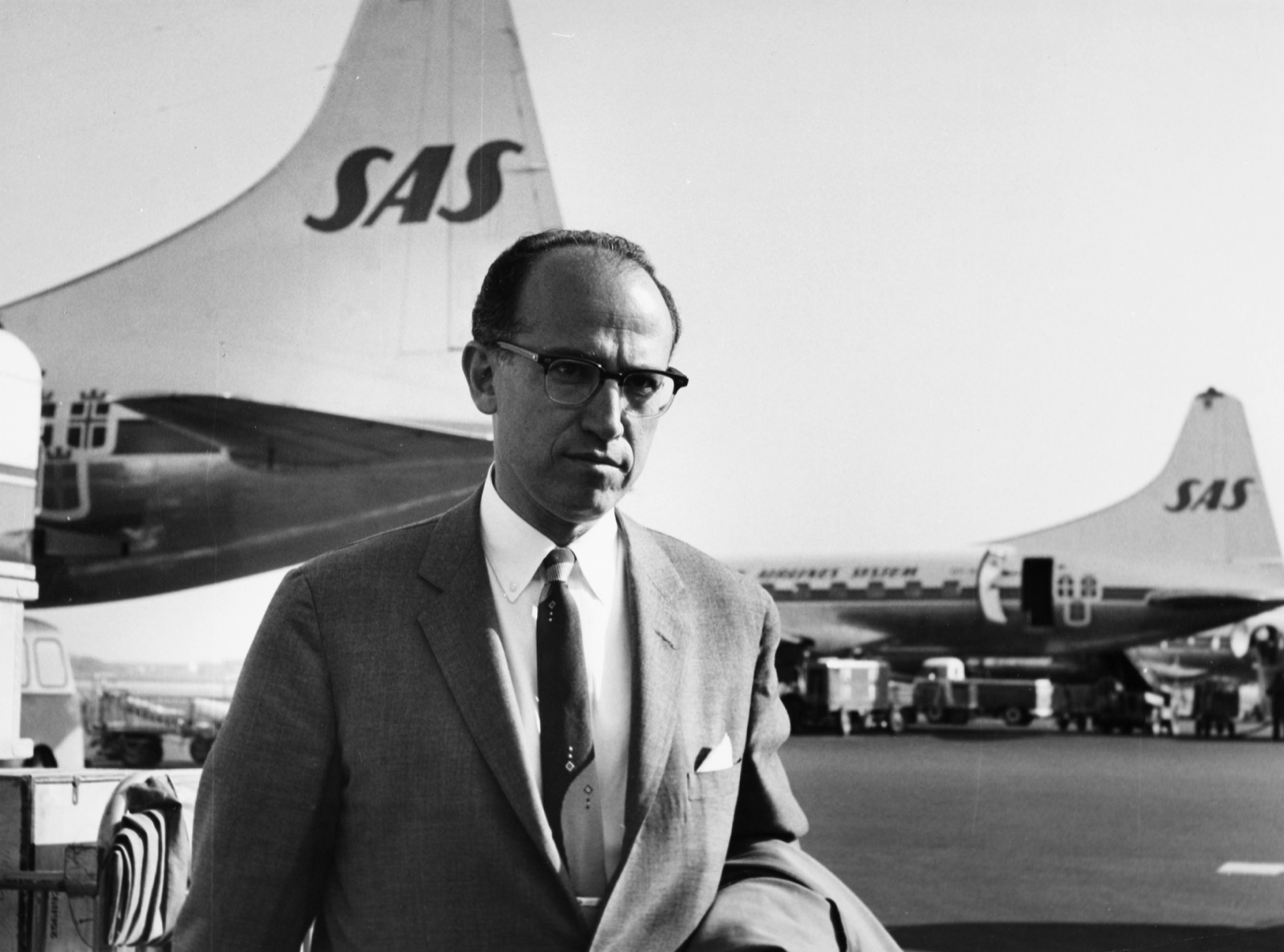 Dr. Jonas Edward Salk, creator of the Salk polio vaccine, at Copenhagen Airport
